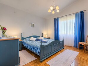 5 bedrooms, iron/ironing board, WiFi - Ana Lucija by Interhome (Pula/Marčana)