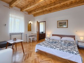 2 室のベッドルーム、インターネット