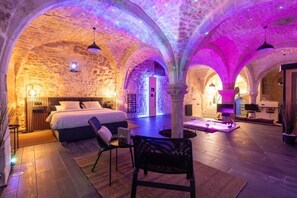 1 habitación, cuna de viaje, wifi gratis y ropa de cama