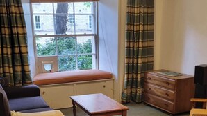 Interior - Charming 2 Bedroom Apartment in Edinburgh (Edinburgh)