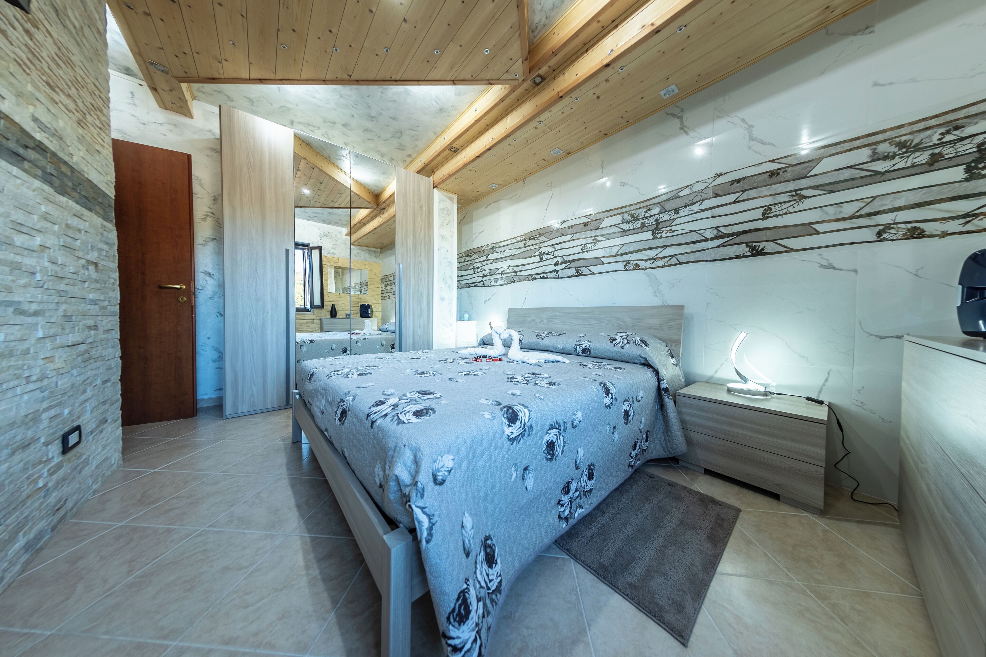Appartamento Luxury, 1 letto queen, vista montagna | 1 camera, Wi-Fi gratuito