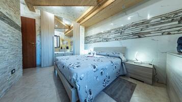 Appartamento Luxury, 1 letto queen, vista montagna | 1 camera, Wi-Fi gratuito