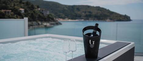 Royal Double or Twin Room, Sea View | Private spa tub