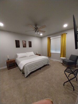 5 Schlafzimmer, Bügeleisen/Bügelbrett, Reisekinderbett, WLAN