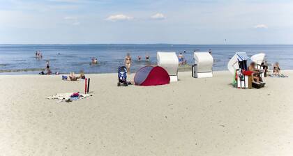 Kapitänshaus Leo by Interhome