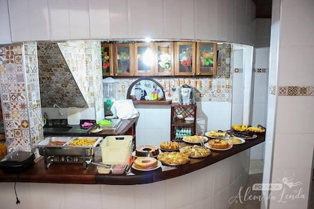 Desayuno buffet incluido todos los días
