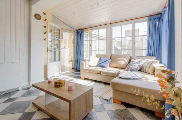 Living area - Oasis @quilmes con Parking Gratis (Quilmes)