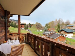 Outdoor dining - Terrasses du Paradis 5B by Interhome (Nendaz)