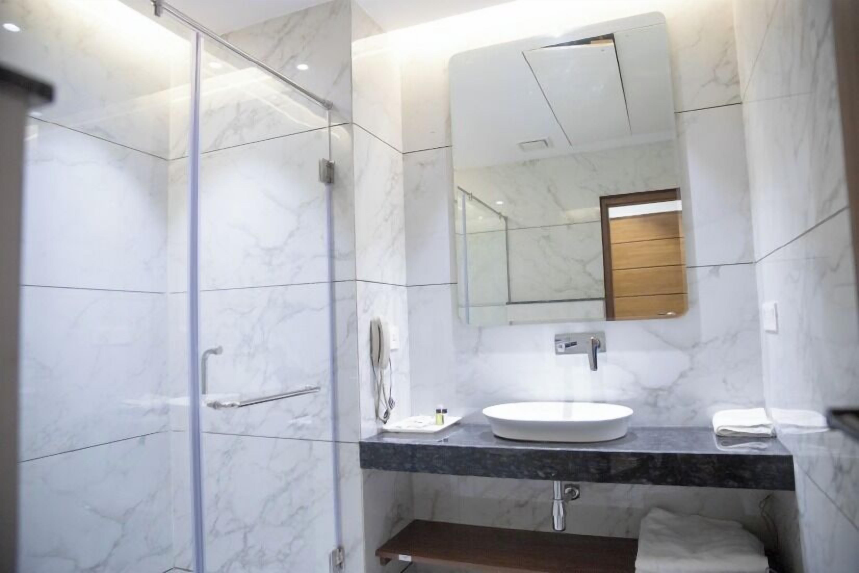 Hair dryer, towels, soap, shampoo