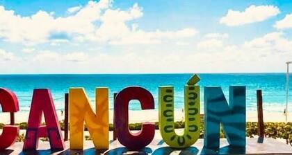 Punta me Apartment with Terrace in Punta Sam Ferry