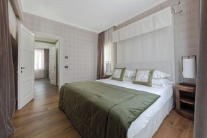 2 slaapkamers, een bureau, een strijkplank/strijkijzer, gratis wifi