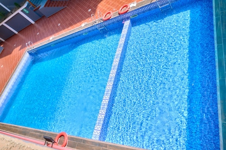 Alberca al aire libre