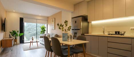 2 bedrooms, Internet