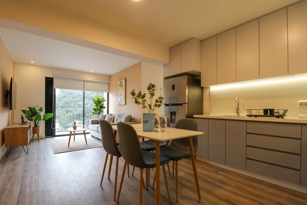 Apartment | 2 bedrooms, Internet - w Brilliant 2BR w Balcony in Miraflores (Lima)