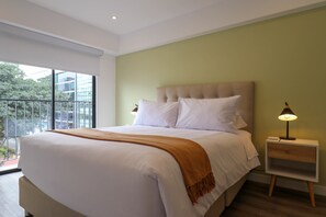 Apartment | 2 bedrooms, Internet - w Brilliant 2BR w Balcony in Miraflores (Lima)