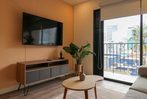 Apartment | 2 bedrooms, Internet - w Brilliant 2BR w Balcony in Miraflores (Lima)