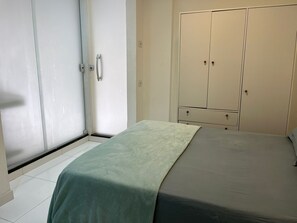 2 soverom, strykejern/-brett, wi-fi og sengetøy