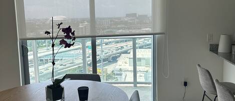 تناول الطعام