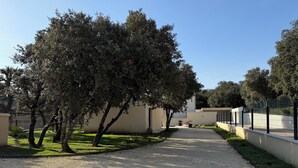 Unclassified image, 5 of 26, button - Maison "les Chênes D'hélios" en Drôme Provençale - Logement Entier (Réauville)