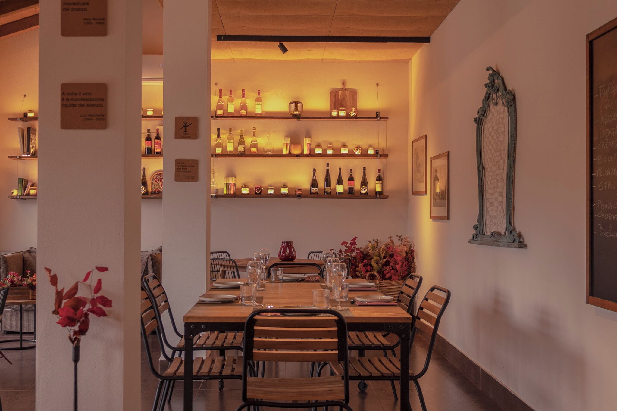 Petit déjeuner, déjeuner et dîner servis sur place