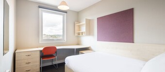 Host & Stay Central Quay