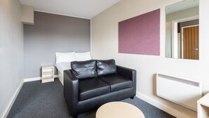 Studio - Host & Stay Central Quay Studio (Sheffield)