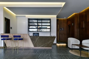 Apartment | 2 bedrooms - w Prestigious 2BR w/ Radiant Deco in Unicentro (Bogotá)