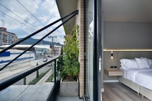 Apartment | 2 bedrooms - w Prestigious 2BR w/ Radiant Deco in Unicentro (Bogotá)