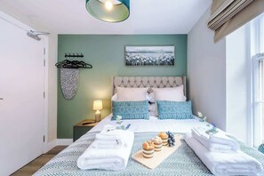 1 bedroom, iron/ironing board, travel cot, WiFi