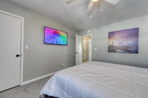 2 bedrooms, iron/ironing board, WiFi, bed sheets