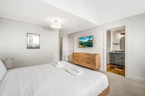 4 chambres, fer et planche à repasser, accès au Wi-Fi (inclus)