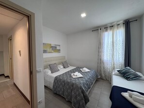 3 makuuhuonetta, silitysrauta/-lauta, vauvan matkasänky, ilmainen Wi-Fi