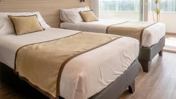 Standard Apartment, Balcony, City View | Soundproofing, free WiFi