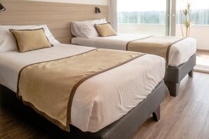 Departamento estándar, balcón, vista a la ciudad | Insonorización y wifi gratis 