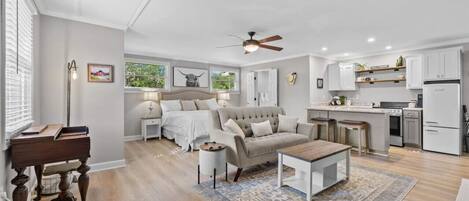 1 Schlafzimmer, Schreibtisch, Bügeleisen/Bügelbrett, WLAN