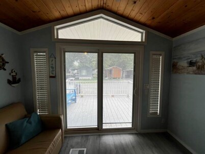 The Majestic Marlin, with Pool Access!