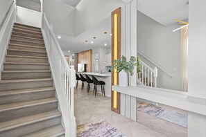 Interior - 7 BD/ 5.5 BA/ Windsor Cay (16200 SK) (Clermont)