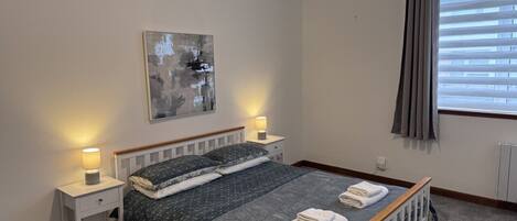 2 soveværelser, gratis Wi-Fi, sengetøj