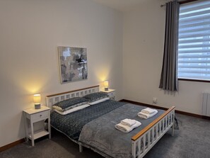2 habitaciones, wifi gratis y ropa de cama 
