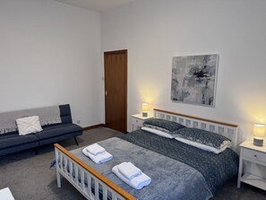 2 chambres, accès au Wi-Fi (inclus), literie fournie