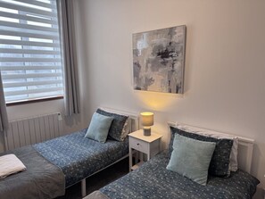 2 chambres, accès au Wi-Fi (inclus), literie fournie