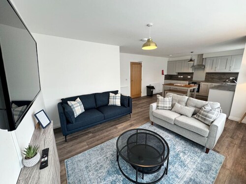 0/1 Inchmoan Apartment