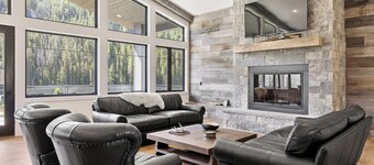 Big Hole Riverfront Luxury Home in Wise River, Montana