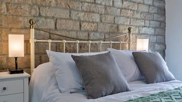 1 soverom, strykejern/-brett, wi-fi (inkludert) og sengetøy