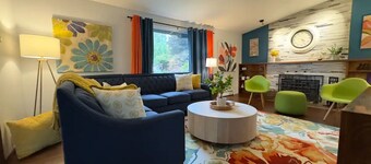 Spacious 5BR Olympia retreat with private yard, pond, near Capitol and trails