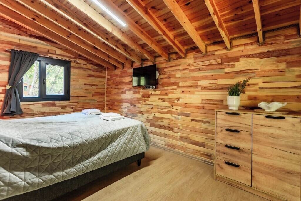 2 bedrooms, WiFi
