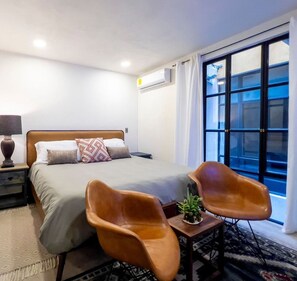 Superior Apartment, 2 Bedrooms, Kitchen | 2 bedrooms, blackout drapes, iron/ironing board, free WiFi