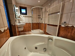 Habitación triple (7) | Wifi gratis