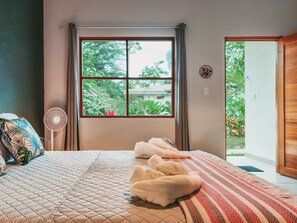 Deluxe Room, Garden View | Premium bedding, memory-foam beds, laptop workspace - Taki Tambo Lodge (Tarapoto)