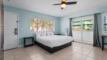Room, 1 King Bed, Balcony, Beach View (#1 - Partial Ocean View, King Bed) | 1 bedroom, individually decorated, individually furnished, bed sheets